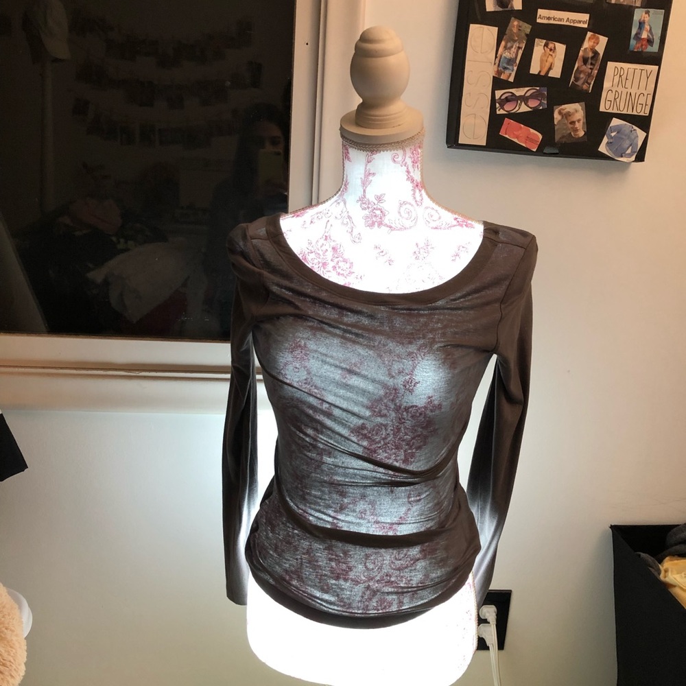 Sparky gray casual top!